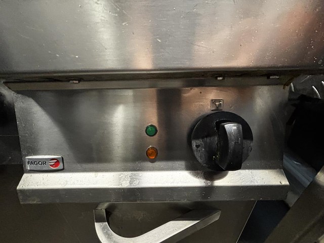 1 rvs fagor dubbele friteuse - afbeelding 3 van  4