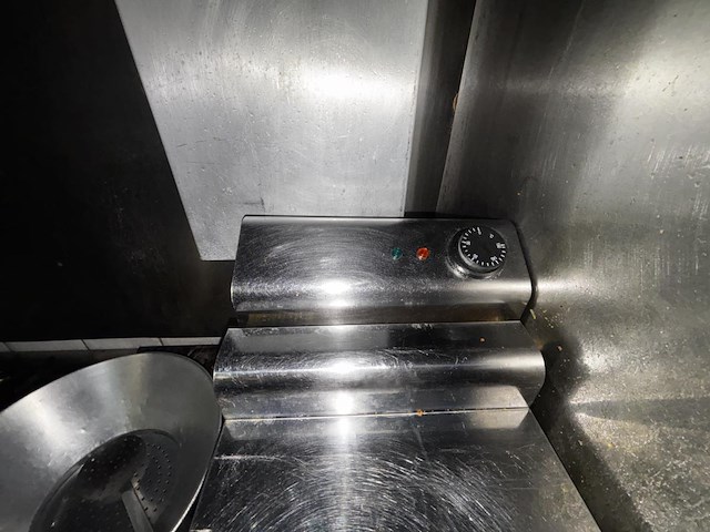 1 rvs friteuse nn - afbeelding 2 van  3