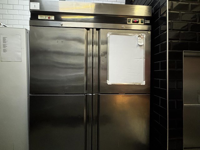 1 rvs friulinox koelkast - afbeelding 1 van  7