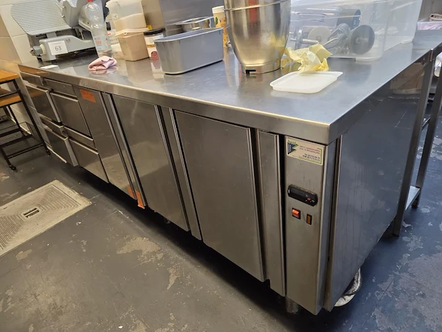 1 rvs koelwerkbank frost - afbeelding 2 van  7