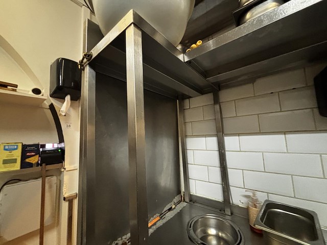 1 rvs spoelbak vv handgreepkraan - afbeelding 4 van  5