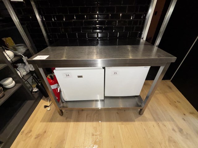 1 rvs werktafel - afbeelding 1 van  2