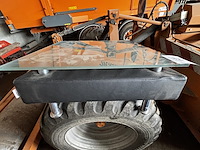 1 salontafeltje met glazen blad luxy.com - afbeelding 2 van  4