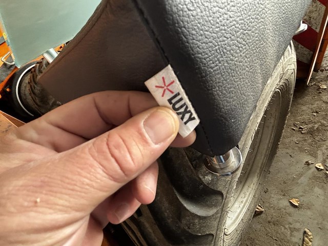 1 salontafeltje met glazen blad luxy.com - afbeelding 3 van  4