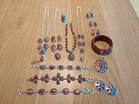 1 set diverse fantasie juwelen - afbeelding 1 van  6