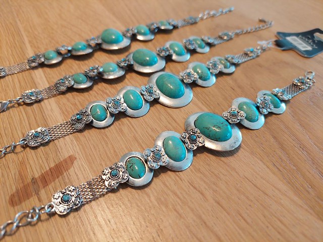 1 set diverse fantasie juwelen - afbeelding 2 van  4