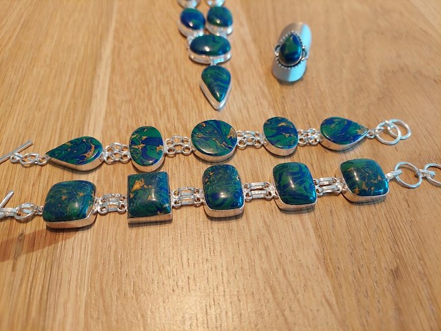 1 set diverse fantasie juwelen - afbeelding 2 van  4