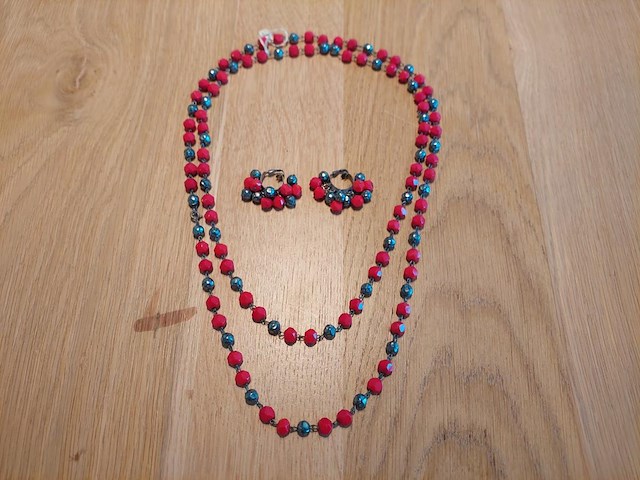 1 set diverse fantasie juwelen - afbeelding 1 van  4