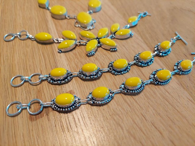 1 set diverse fantasie juwelen - afbeelding 2 van  4