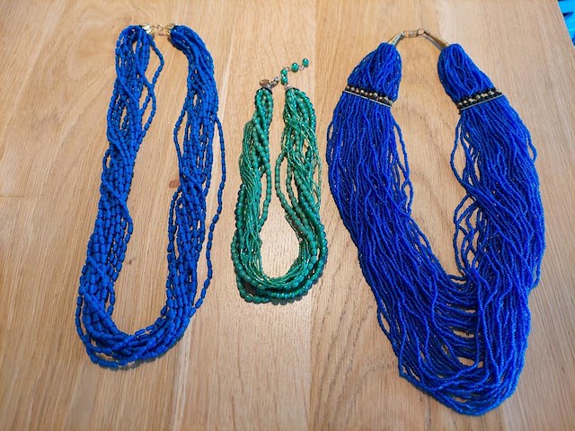 1 set diverse fantasie juwelen - afbeelding 1 van  7