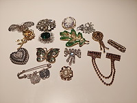 1 set diverse fantasie juwelen - afbeelding 1 van  11