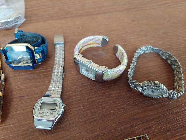 1 set diverse fantasie juwelen - afbeelding 3 van  6
