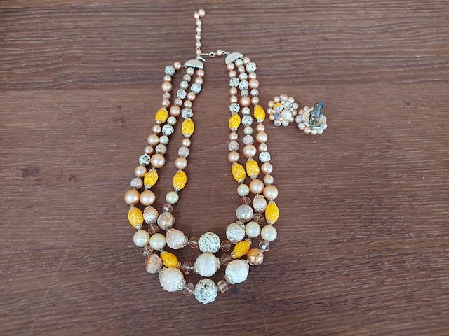 1 set diverse fantasie juwelen - afbeelding 1 van  3