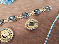1 set diverse fantasie juwelen - afbeelding 2 van  10