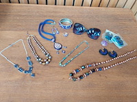 1 set diverse fantasie juwelen - afbeelding 1 van  8