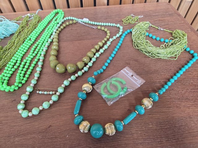 1 set diverse fantasie juwelen - afbeelding 2 van  4