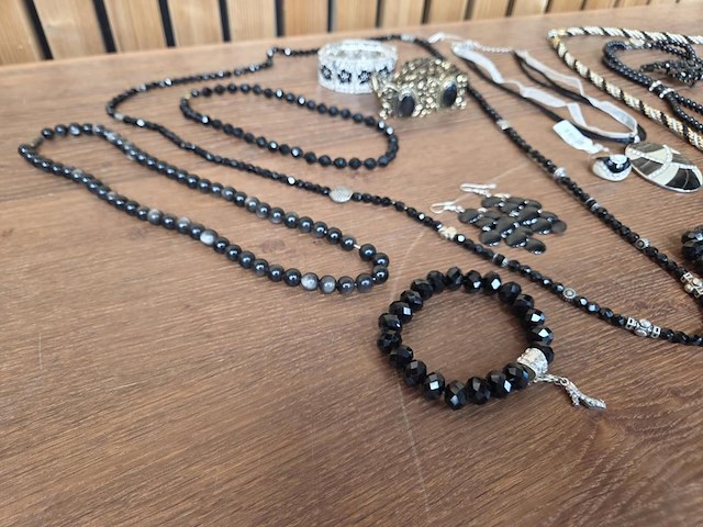 1 set diverse fantasie juwelen - afbeelding 5 van  12
