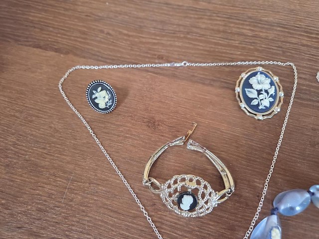 1 set diverse fantasie juwelen - afbeelding 4 van  6