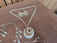 1 set diverse fantasie juwelen - afbeelding 11 van  12