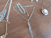 1 set diverse fantasie juwelen - afbeelding 9 van  12