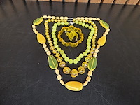 1 set diverse fantasie juwelen - afbeelding 1 van  4
