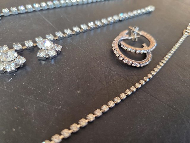 1 set diverse fantasie juwelen - afbeelding 9 van  9