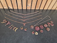 1 set diverse fantasie juwelen - afbeelding 1 van  13