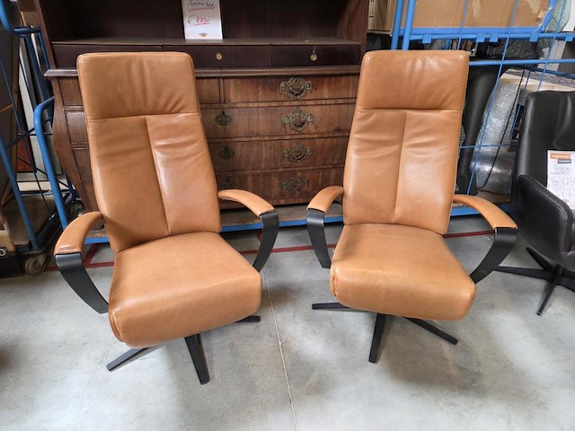 1 set elektrische lederen relax armstoelen timon - afbeelding 1 van  7