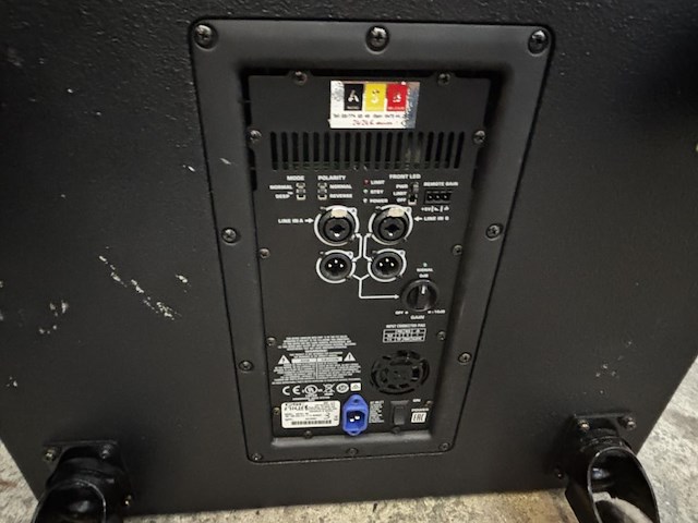 1 set qsc 2xbaskast kla181 +2x topkast kla12 - afbeelding 6 van  6