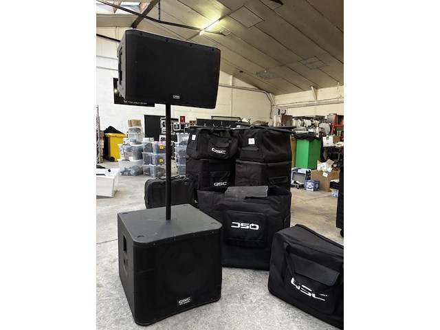 1 set qsc 2xbaskast kla181 +2x topkast kla12 - afbeelding 1 van  6