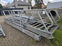1 staal verzinkte buitentrap - afbeelding 7 van  10