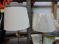 1 staande lamp en 1 tafellamp - afbeelding 4 van  4