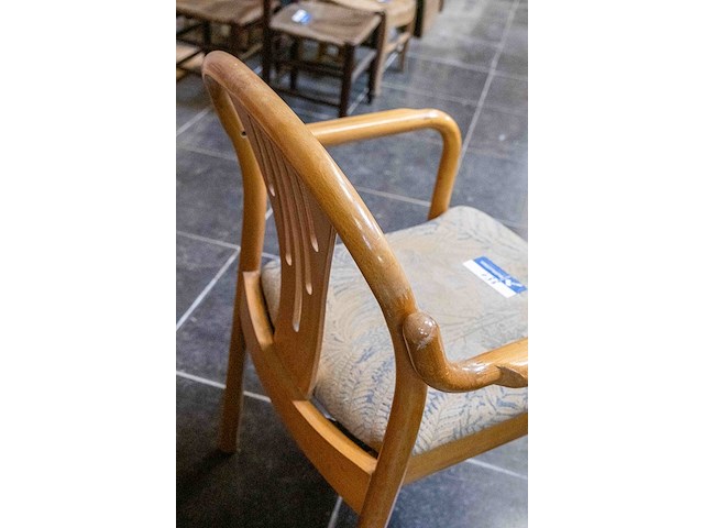 1 stoel met armleunen - afbeelding 3 van  3