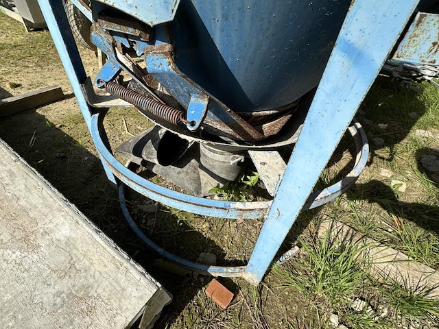 1 stortkoker boscaro ct-50 + betonkubel boscaro - afbeelding 2 van  3
