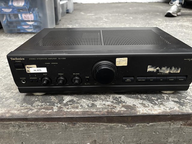 1 technics amplifier su-v300 - afbeelding 1 van  3