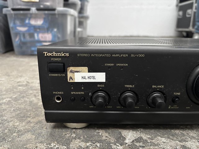 1 technics amplifier su-v300 - afbeelding 2 van  3