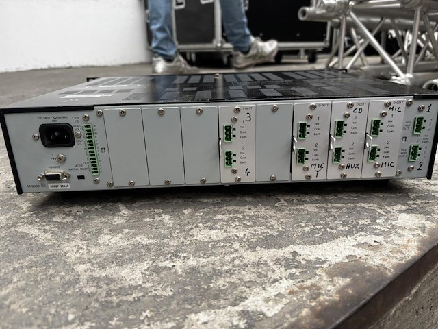 1 toa pre-amplifier m-9000 - afbeelding 3 van  3