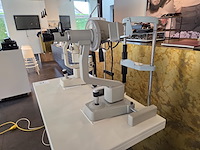 1 topcon spleetlamp + 1 keratometer op verrijdbare hoger-lager tafel - afbeelding 3 van  17