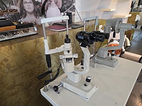 1 topcon spleetlamp + 1 keratometer op verrijdbare hoger-lager tafel - afbeelding 13 van  17