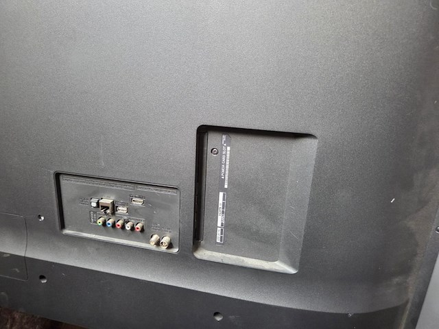 1 tv toestel lg 60um7100plb - afbeelding 4 van  4