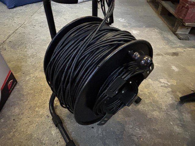 1 upt kabelhaspel - afbeelding 1 van  3