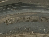 1 velg met band - afbeelding 2 van  4