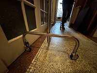 1 verrijdbaar kledingrek - afbeelding 2 van  2