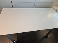 1 verrijdbare tafel incl 3 verrijdbare ladekasten - afbeelding 4 van  8