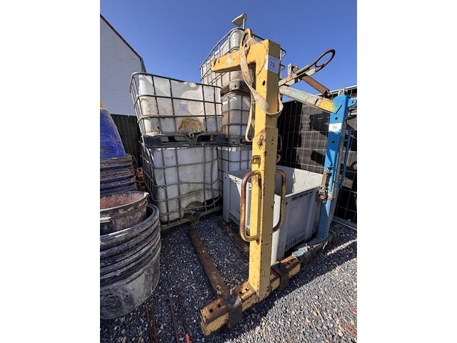 1 vorkkraanstuk edildieder - afbeelding 1 van  1