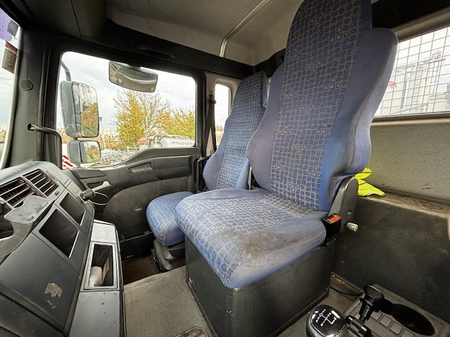 1 vrachtwagen man, tga mh 26 fd, 2003 - afbeelding 9 van  36