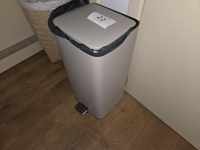 1 vuilnisemmer - afbeelding 2 van  2