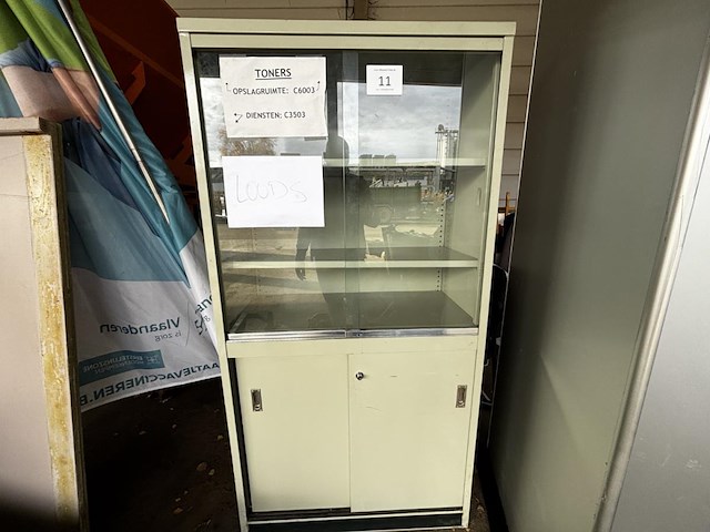 1 wandkast - afbeelding 1 van  3