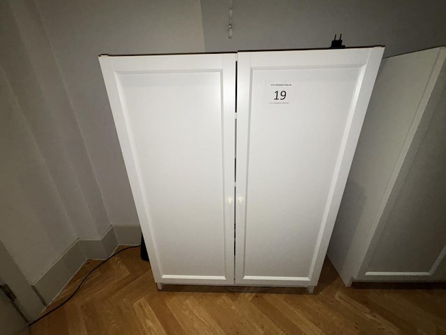 1 wandkastje - afbeelding 1 van  2