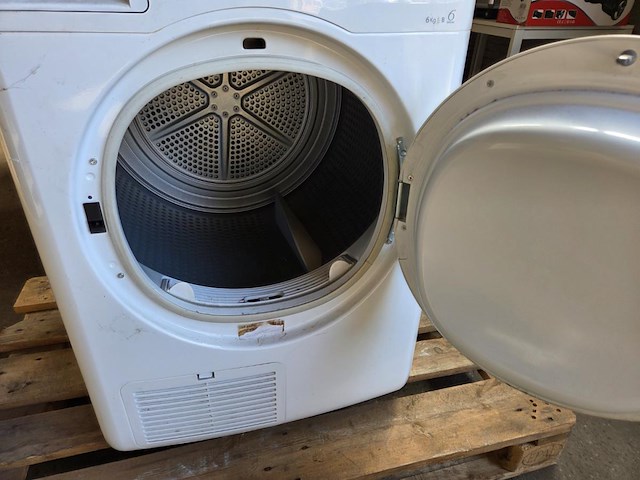 1 whirlpool 6th sense condensatie droogkast - afbeelding 4 van  5